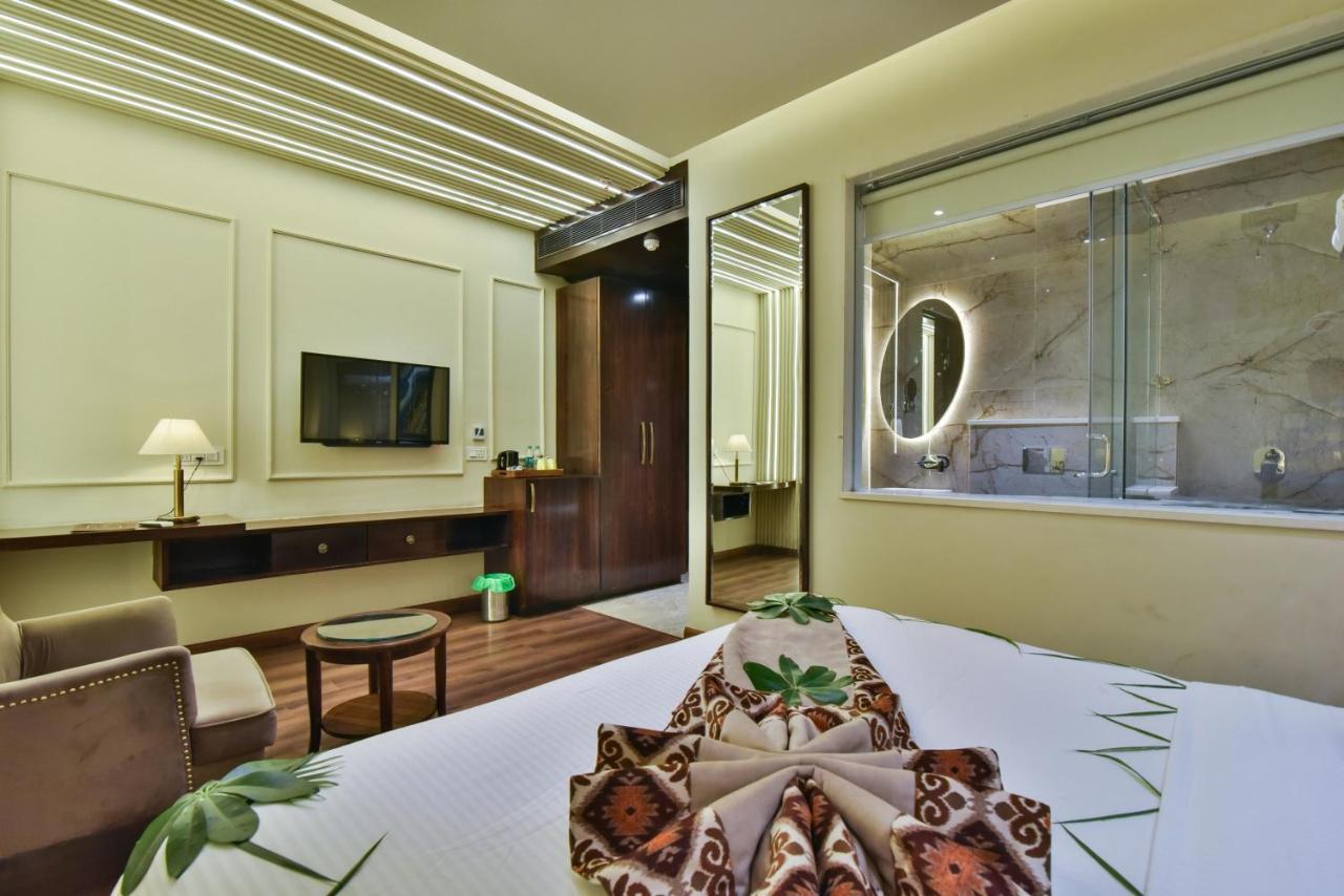 Hotel Br Grand With Nimo Club Amritsar -5 Mint From Golden Temple Esterno foto